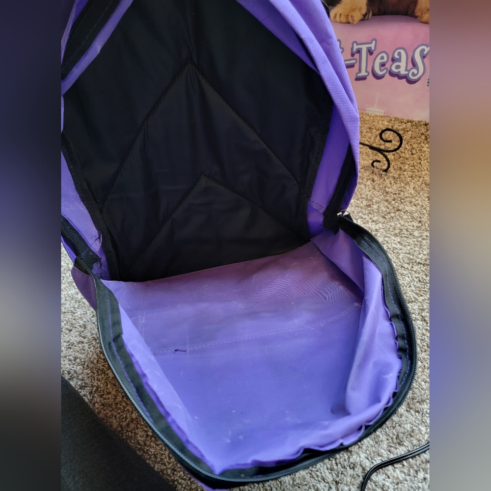 Purple backpack - Picture 3 of 6